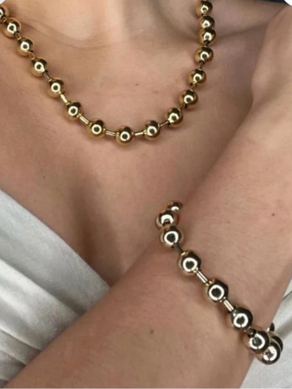 TOVA Radmilla Gold Bead Bracelet - Picture 3 of 4